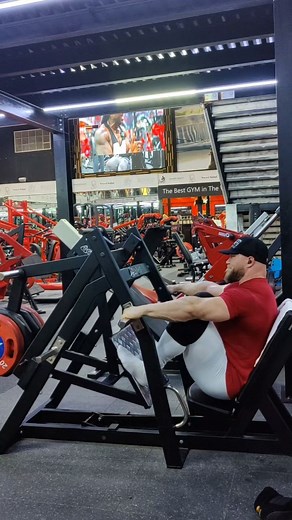 11 reactions · 7 comments | Some clips from today's light #LEGDAY at @anissbinous gym Dubai  Besides squats everything else is in that 20-30 rep range  . Squats up to 220kg only today. . Legs was jelly at the end  | Klaus Myren Riis IFBB PRO | Facebook