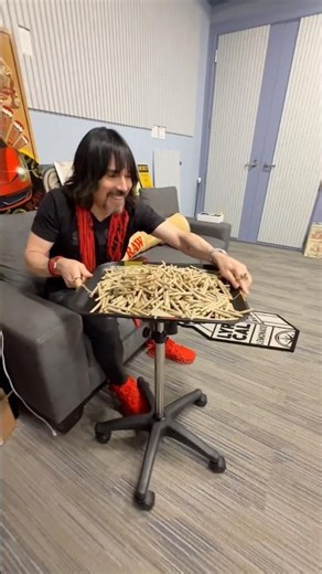 Rollin’ into the sesh like a RAWkstar