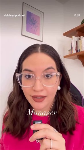 Time Manager web on Instagram: "🎙️ ¡Nuevo episodio imperdible en @delaleyalpodcast! Prepárate para una conversación que rompe esquemas. Karina Serrano se sienta con @sergioleonpf , fundador y CEO de OpenAtlas / Time Manager / Teamlit, para revelar en exclusiva el rebranding de Time Manager → Teamlit. ✨ Un cambio que no es solo de nombre: es una evolución que redefine el futuro del sector legal con tecnología, inteligencia de negocios y herramientas que transforman cómo las firmas se gestionan y