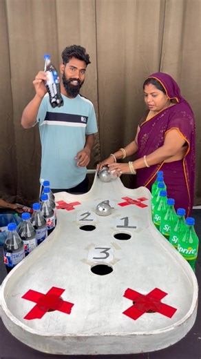 Wooden Guitar 🎸 Board Play ▶️ Steal Ball 🏀 Roll in 4 Hole 🕳️ With Sistar: Winner 🏆 Gets Surprise 🫢