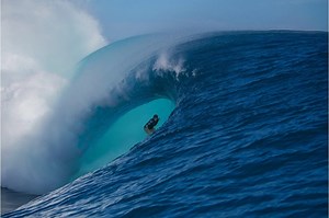 I have been surfing for over twenty years and have built up courage and knowledge over the years. As a beginner, I would have been terrified of such a big, scary wave as Teahupo’o or Jaws. As I put in the time, soaked up knowledge from others, and practiced A LOT, I gradually stretched my comfort level. And the courage to paddle into waves of consequence has developed. Even now it can still be scary, but here’s what I do when fear kicks in: https://bit.ly/326gQEK | Bethany Hamilton
