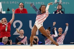 Simone Biles: Individual events| Individual medals| Net worth - sportsjone