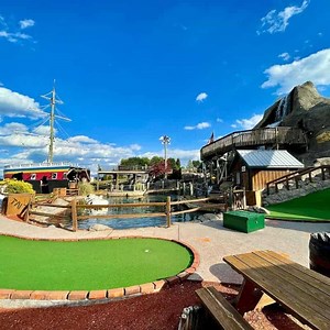 9 Best Mini Golf in Pigeon Forge and Gatlinburg