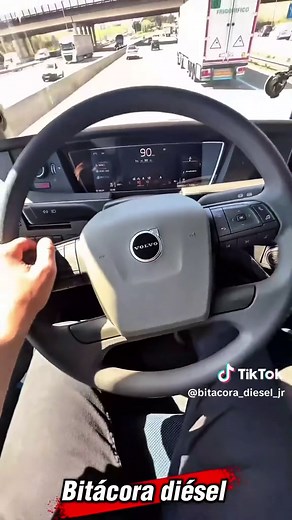 ¿Qué es un Perno Rey en Tractocamiones?