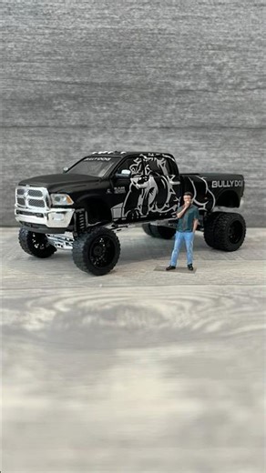 Greenlight Dually Drivers Series 1 - 2018 Ram 3500 Laramie Bully Dog (Lifted) #shorts #greenlight