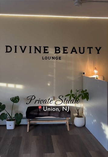 A private beauty studio specializing in lashes, brows & full body waxing ✨