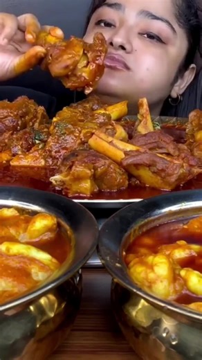 #eating #tiktok #eatingvideos #mukbang #asmrsounds #trending #viral #foryou