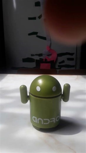 Android Dancing.