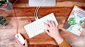 Raspberry Pi 400 Is a $70 Computer in a Keyboard