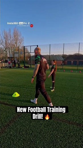 3 Essential Skills in one Football Training Drill with Coach Jed and Leigh Park Tigers! #football