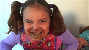 Bad Baby Victoria spatula girl vs Snake In Potty Chair "Annabelle Toy Freaks" Hidden Egg