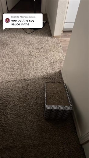 Replying to @Alex it says to right on the bottle #soysauce #refrigerator #themoreyouknow #learnedsomethingnew