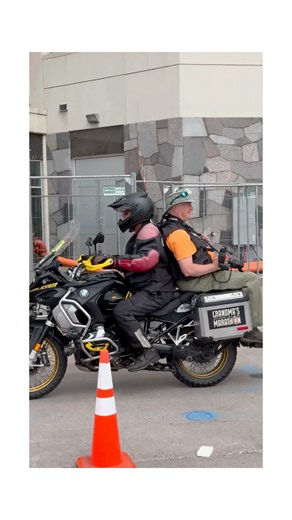 🏁 The finish line of Grandma's Marathon - Duluth, Inc. is just two miles from Aerostich. This rider is sporting an Aerostich suit, while the passenger films the action in reverse 🎥🏃‍♂️ Duluth has a cool vibe- great rides, views, and events like this. Come visit.😁 #Aerostich #madeintheusa #GrandmasMarathon #DuluthMN | Aerostich