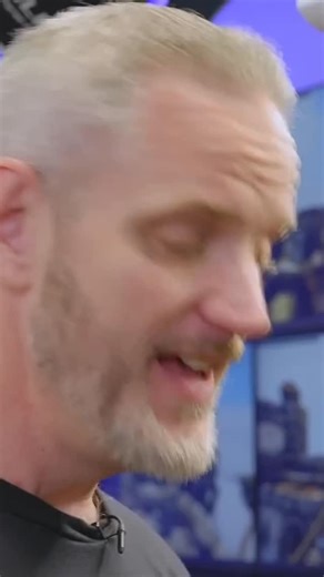 JayzTwoCents on Instagram: "PSA: I won’t take any invoices if you break your card trying to beat me in the leaderboards. Good luck! #jayztwocents #pcsetup #techtrends #nvidia #technology"