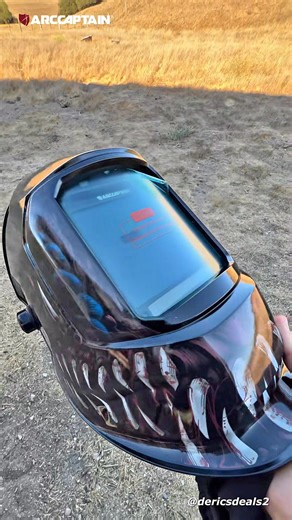 🔥 Arccaptain Auto-Darkening Welding Helmet Pro-level features — without the pro-level price 💪 ✔️ Weld / Cut / Grind modes ✔️ Adjustable sensitivity & delay (no flicker, no headaches) ✔️ Comfortable dial-fit headgear for all-day welding ✔️ Extra lenses, batteries and a helmet bag included Clear view. Solid protection. Zero excuses. If you’re welding, this helmet just makes sense. 👌 | Arccaptain