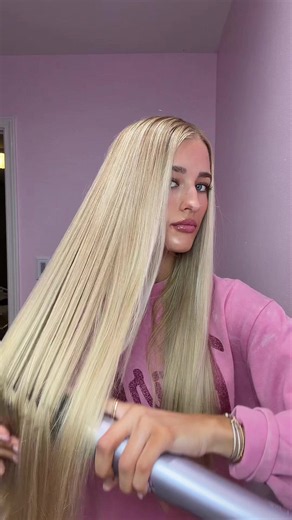 Cinnablonde hair — tones and style