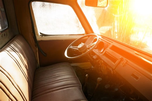 I love that a Kia SUV is bringing back the bench seat