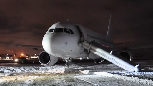 Total System Failure – Six Pilots Fight to Save Falling A320 From Fiery Death