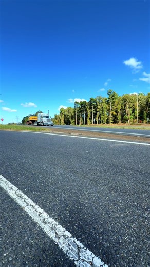 Wallace & Sons Wrecker Service (@wallaceandsonswrecker)’s videos with Plug Walk X Butterfly Airro Mashup - Airro