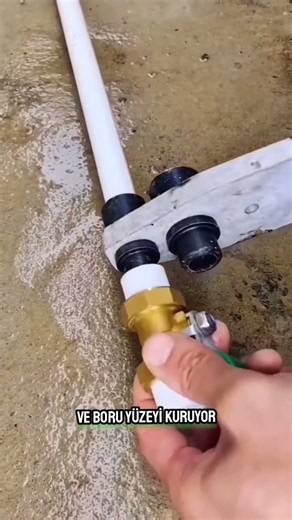 Technique for Welding PPRC Plastic Pipes While Water Is Flowing