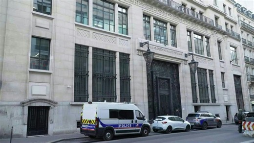 Two more arrests over attempted attack on US bank HQ in Paris