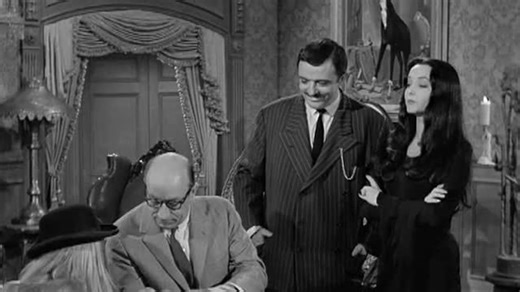 The Addams Family S01:E32 - Cousin Itt and the Vocational Counselor