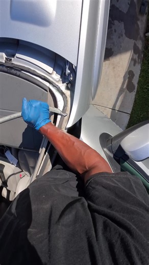 Professional Car Windshield Replacement Services