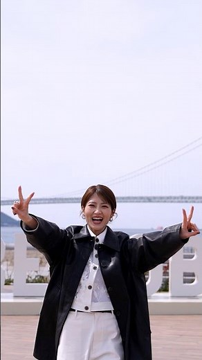 まるでリゾート！ 若月佑美が「三井アウトレットパーク マリンピア神戸」でお買い物＆食べ歩き＆絶景を満喫♥