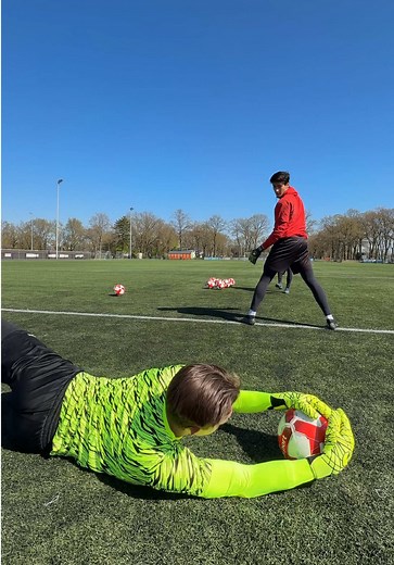 Engaging Reaction Games for Goalkeeper Training