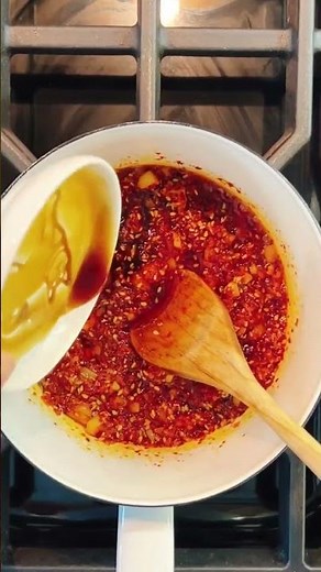 Garlic chili sauce