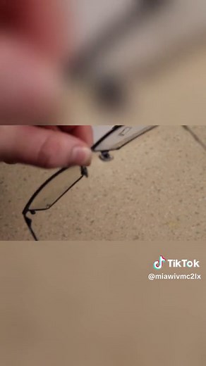 Effective Ultrasonic Cleaning of Glasses and Jewelry