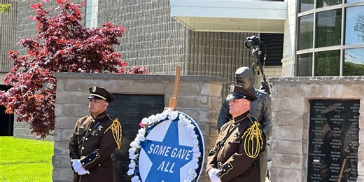 Honoring fallen heroes at Quad Cities law enforcement memorial