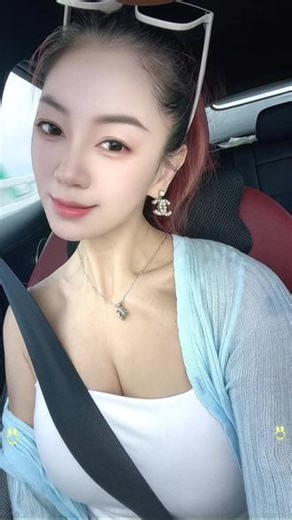 成年人是连奔溃都放在夜里悄无声息的，第二天醒来又是情绪稳定的
