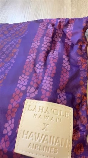 A Made in Hawai'i Festival bestseller! This limited-edition 7-piece packing cube set — designed exclusively for Mana Up and Hawaiian Airlines — makes every journey easier and more stylish, carrying a touch of Hawaiʻi wherever you go. Supplies are limited, so don’t wait to grab yours! | Laha’ole Hawai’i