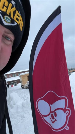 🎉 We’re LIVE at the Bon Soo Winter Carnival Opening Ceremonies right now and the fun is already poppin’! Come down, say hi, grab your must-have fireworks snacks 🍿✨ and hang with us alongside some of our fave local snack slingers serving up all the goodies 😋 Hurry over — we can’t wait to see you! #BonSooWinterCarnival #FireworksSnacks #PopcornTime #LocalEvents #WinterFun