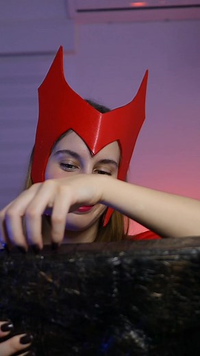 asmr con el darkhold de Wanda 🎃 #asmrhalloween #cosplaywanda #asmr #asmrroleplay