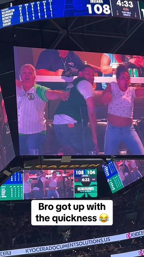 Who won the #dance off? 😭 #Boston #Celtics #NBA #ESPNNBAPlayoffs