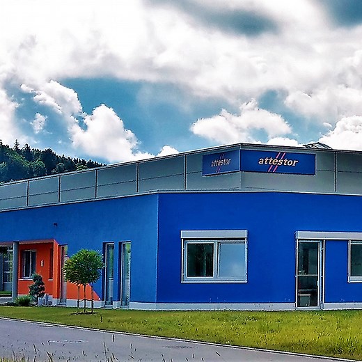 We offer forensic lab equipment and crime scene tools.