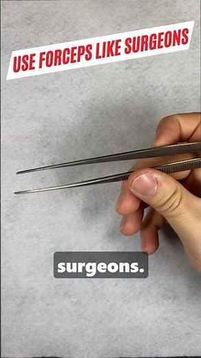 How to Use Forceps Like A Surgeon in 60 seconds #doctor #medicine #surgeon #simulation