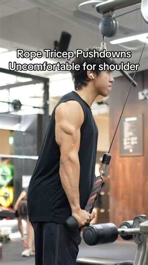 How to make Tricep Pushdowns Comfortable on your Shoulder