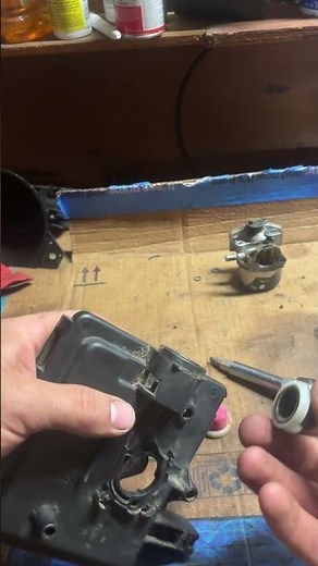 How To Change A Primer Bulb #briggsstratton #diy #lawnmower