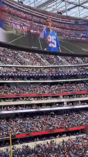 Such a blast to sing the National Anthem for the @chargers game at @sofistadium last Sunday!!! @brianfromnj @kristranxoxo #nationalanthem #Chargers #LAChargers #football #NFL @nfl | Alex Nester