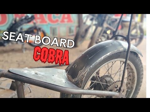 Custom “Cobra” Seat – Handcrafted Seat for Classic Chopper Style