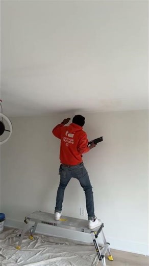 Spackling a ceiling! Pt 3 #diy #renovation #leak