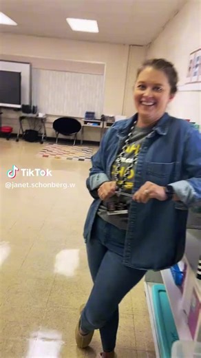 Crystal Ray (@crystalray1985)’s videos with original sound - Crystal Ray