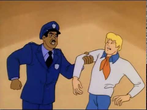 Scooby Doo - Fred Jones resists arrest