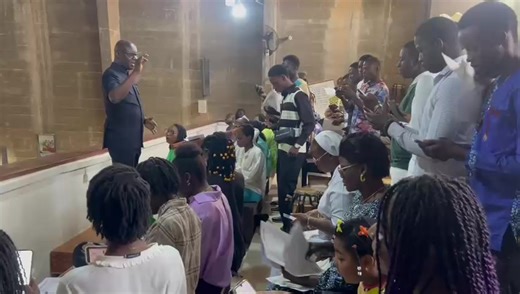 Chant de méditation en ce dimanche de la joie #50ansdegrâce #parnoschantscélébronsleseigneur #choralesaintdominique #jubilédorsaintdo @CHORALE NOTRE DAME DES ANGES @CSMP Dakar🇸🇳 @CSCS❤️✝️ @CNCLS @MICHEL BIRAME NDOUR @choralecspf