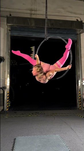 Gymnast Yoga Girls, Gymnastic Stretch, Flexibility, Amazing, Contortionist, Contortion