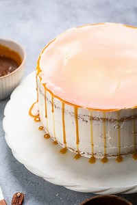 Vegan Caramel Cake