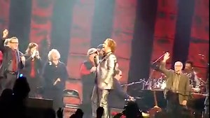 4.3K views · 318 reactions | David Phelps - O Holy Night Merry Christmas! | Gaither Tribute | Facebook